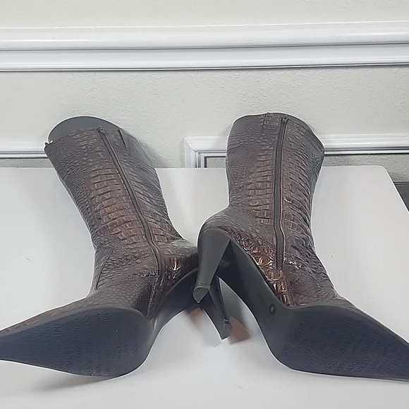 Gianni Bini Brown Croc-Embossed Heeled Boots - Picture 5 of 11